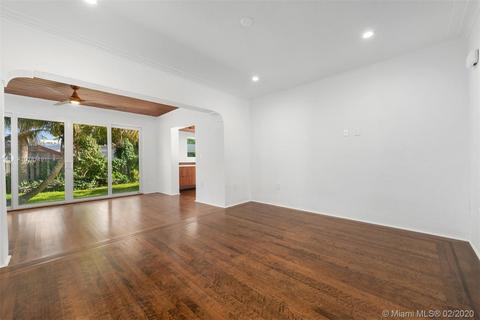 8911 Hawthorne Ave, Surfside, FL 33154 photo 6
