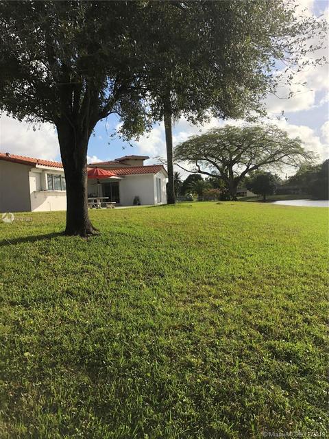 14640 Fitzpatrick Rd, Miami Lakes, FL 33014 photo 17