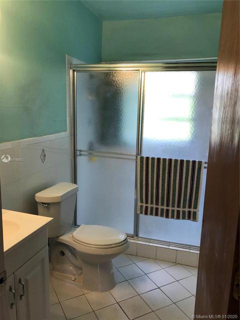 647 E 30th St, Hialeah, FL 33013 photo 12