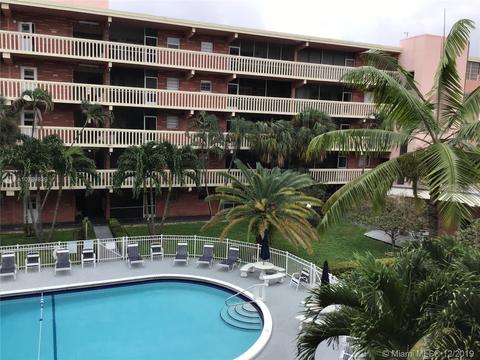 200 NE 12 #4C, Hallandale Beach, FL 33009 photo 2