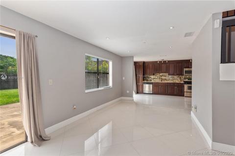 9511 SW 151st Ct, Miami, FL 33196 photo 5