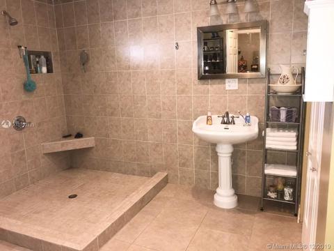 Undisclosed, Hialeah, FL 33013 photo 9