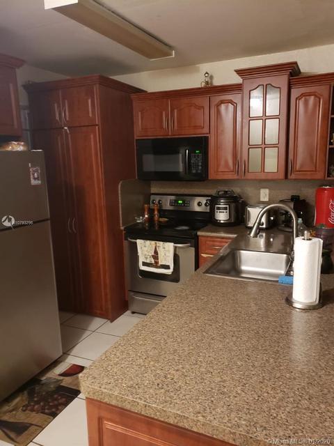 460 E 23rd St #215, Hialeah, FL 33013 photo 4