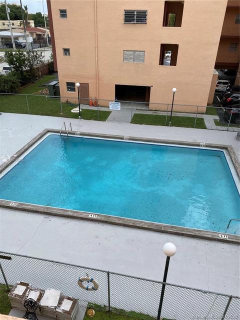460 E 23rd St #215, Hialeah, FL 33013 photo 32