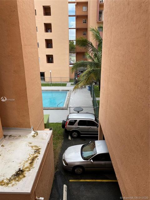 460 E 23rd St #215, Hialeah, FL 33013 photo 3