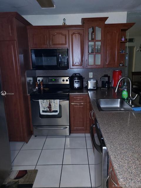 460 E 23rd St #215, Hialeah, FL 33013 photo 5