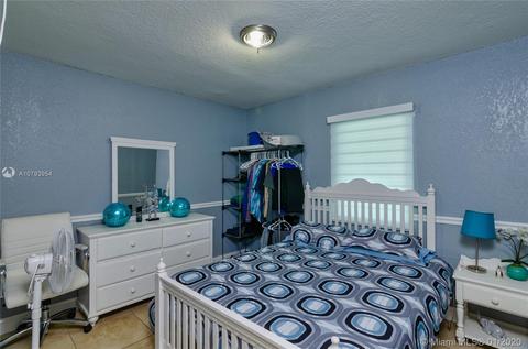 670 NE 5th St, Hialeah, FL 33010 photo 28