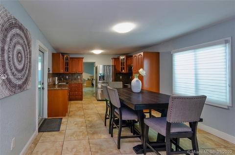 670 NE 5th St, Hialeah, FL 33010 photo 18