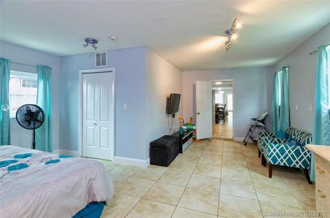 670 NE 5th St, Hialeah, FL 33010 photo 25