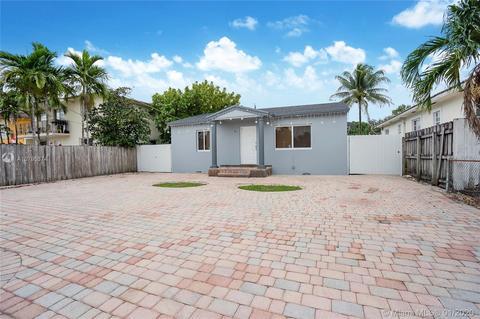 662 SE 8th St, Hialeah, FL 33010 photo 1
