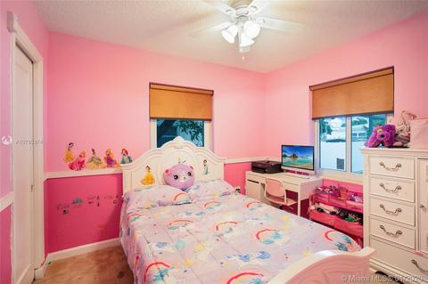 662 SE 8th St, Hialeah, FL 33010 photo 7