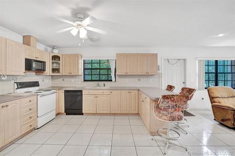 3411 E 3rd Ave, Hialeah, FL 33013 photo 20