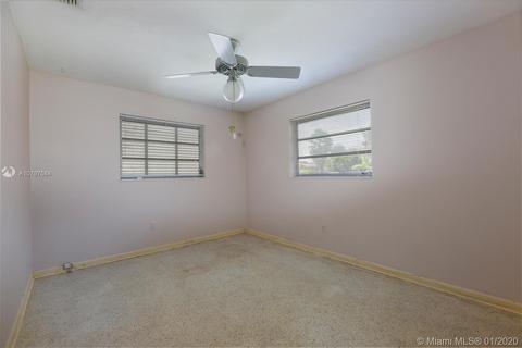 Undisclosed, Hialeah, FL 33014 photo 11