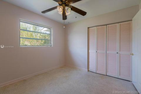 Undisclosed, Hialeah, FL 33014 photo 9