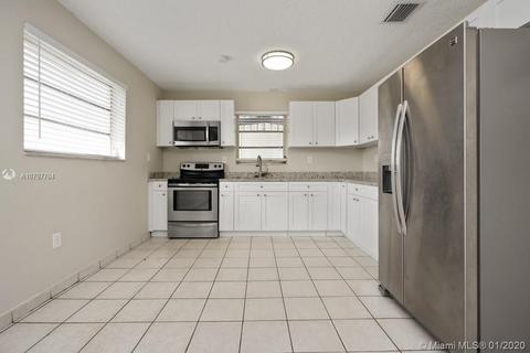 400 E 53rd St, Hialeah, FL 33013 photo 5