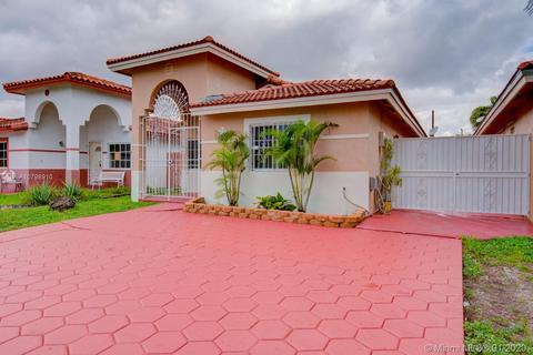 3147 W 69th Pl, Hialeah, FL 33018 photo 4