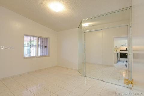 3147 W 69th Pl, Hialeah, FL 33018 photo 20
