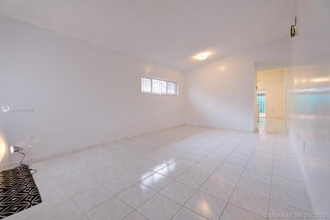 3147 W 69th Pl, Hialeah, FL 33018 photo 13