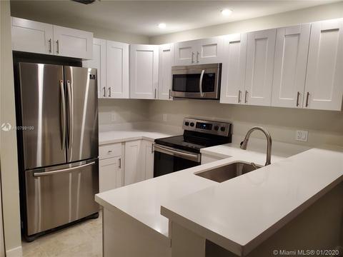 2038 Winners Cir, North Lauderdale, FL 33068 photo 12