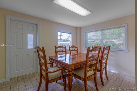 320 E 59th St, Hialeah, FL 33013 photo 10