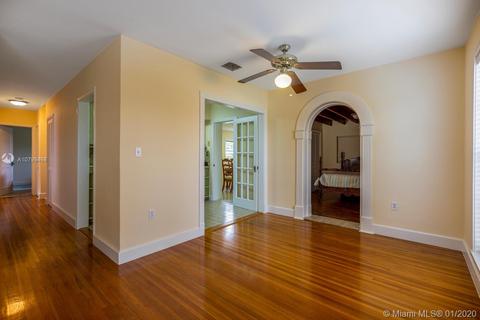320 E 59th St, Hialeah, FL 33013 photo 7