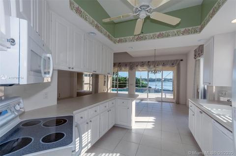1613 SW Balmoral, Stuart, FL 34997 photo 5