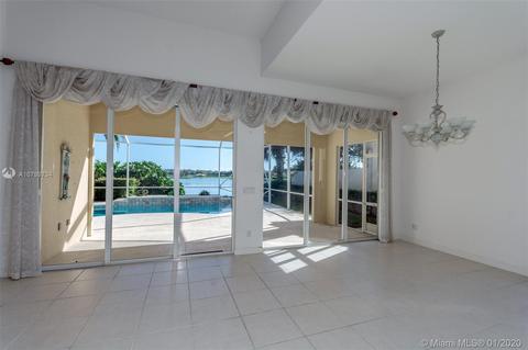 1613 SW Balmoral, Stuart, FL 34997 photo 9