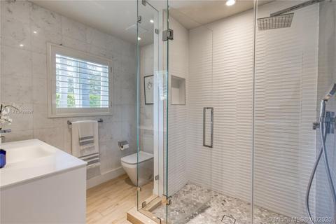 3531 E Glencoe St, Miami, FL 33133 photo 19
