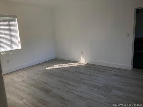 2115 NE 170th St, North Miami Beach, FL 33162 photo 11