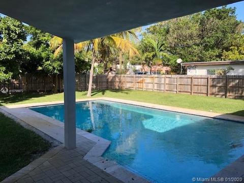 2115 NE 170th St, North Miami Beach, FL 33162 photo 3