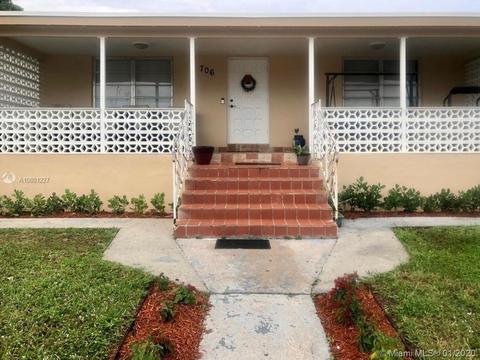 706 E 40th St, Hialeah, FL 33013 photo 1
