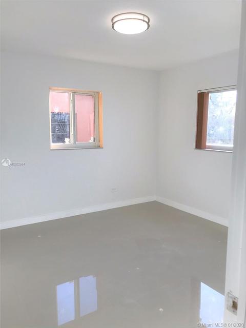 4181 E 8th Ln, Hialeah, FL 33013 photo 8