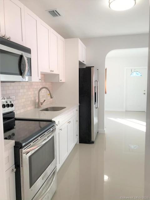 4181 E 8th Ln, Hialeah, FL 33013 photo 2