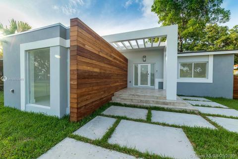 425 Falcon, Miami Springs, FL 33166 photo 2