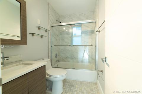 425 Falcon, Miami Springs, FL 33166 photo 12