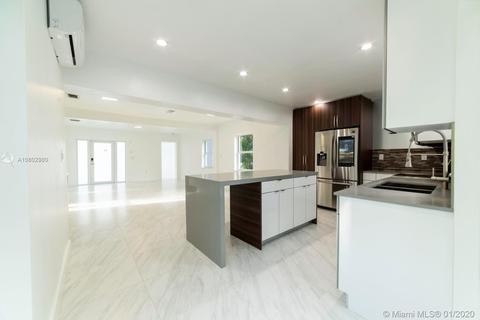 425 Falcon, Miami Springs, FL 33166 photo 4