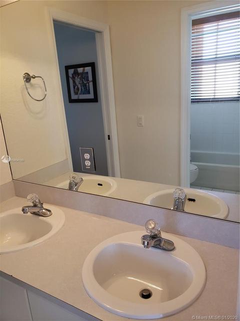 7502 NW 112th Path, Doral, FL 33178 photo 28
