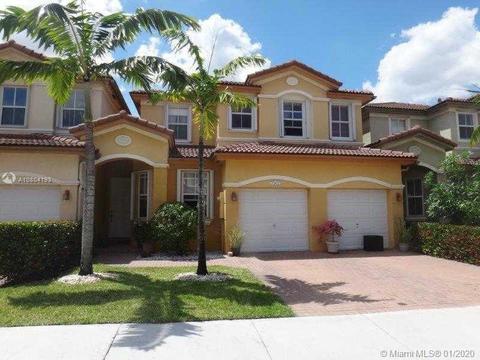 7502 NW 112th Path, Doral, FL 33178 photo 2