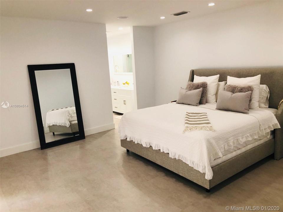  Undisclosed, Miami, FL 33165 photo 14