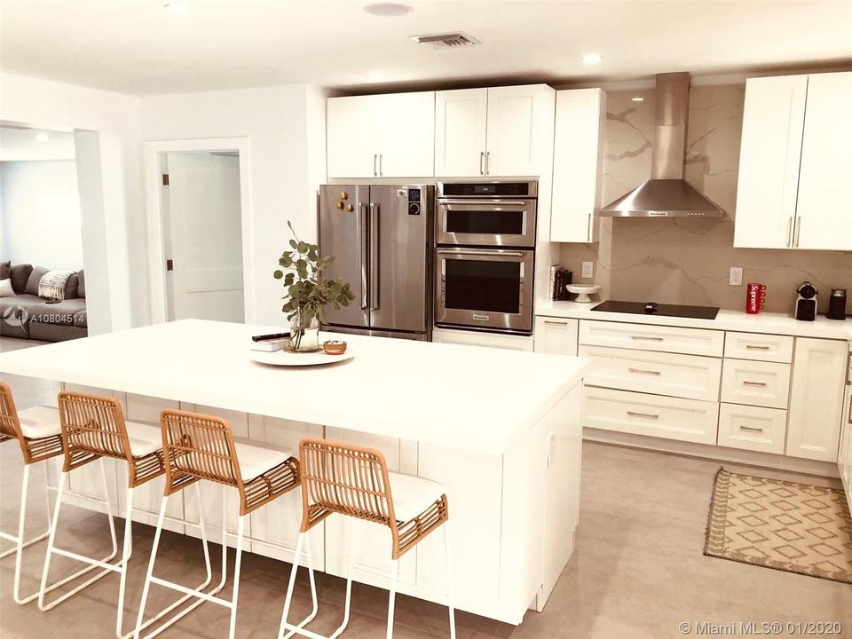  Undisclosed, Miami, FL 33165 photo 2