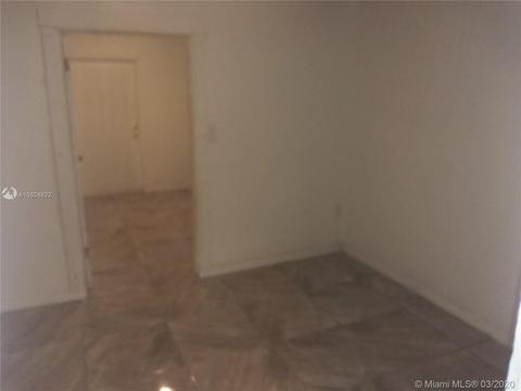 1008 3 St, Okeechobee, FL 34974 photo 2