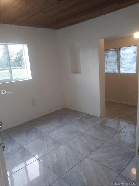 1008 3 St, Okeechobee, FL 34974 photo 3