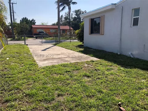 3405 W 13th Ave, Hialeah, FL 33012 photo 31
