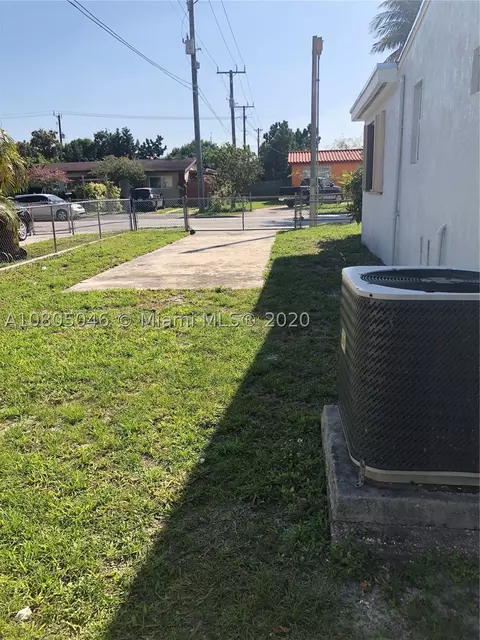 3405 W 13th Ave, Hialeah, FL 33012 photo 30