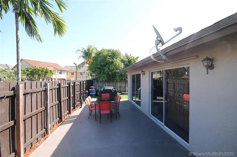19159 NW 77th Pl, Hialeah, FL 33015 photo 37