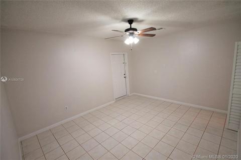 19159 NW 77th Pl, Hialeah, FL 33015 photo 31