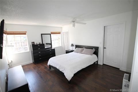 19159 NW 77th Pl, Hialeah, FL 33015 photo 24