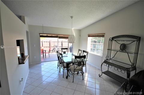 19159 NW 77th Pl, Hialeah, FL 33015 photo 18