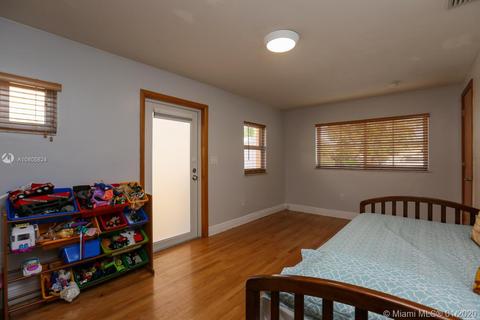 330 W 54 St, Hialeah, FL 33012 photo 6
