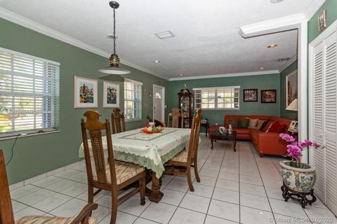 330 E 57th St, Hialeah, FL 33013 photo 6
